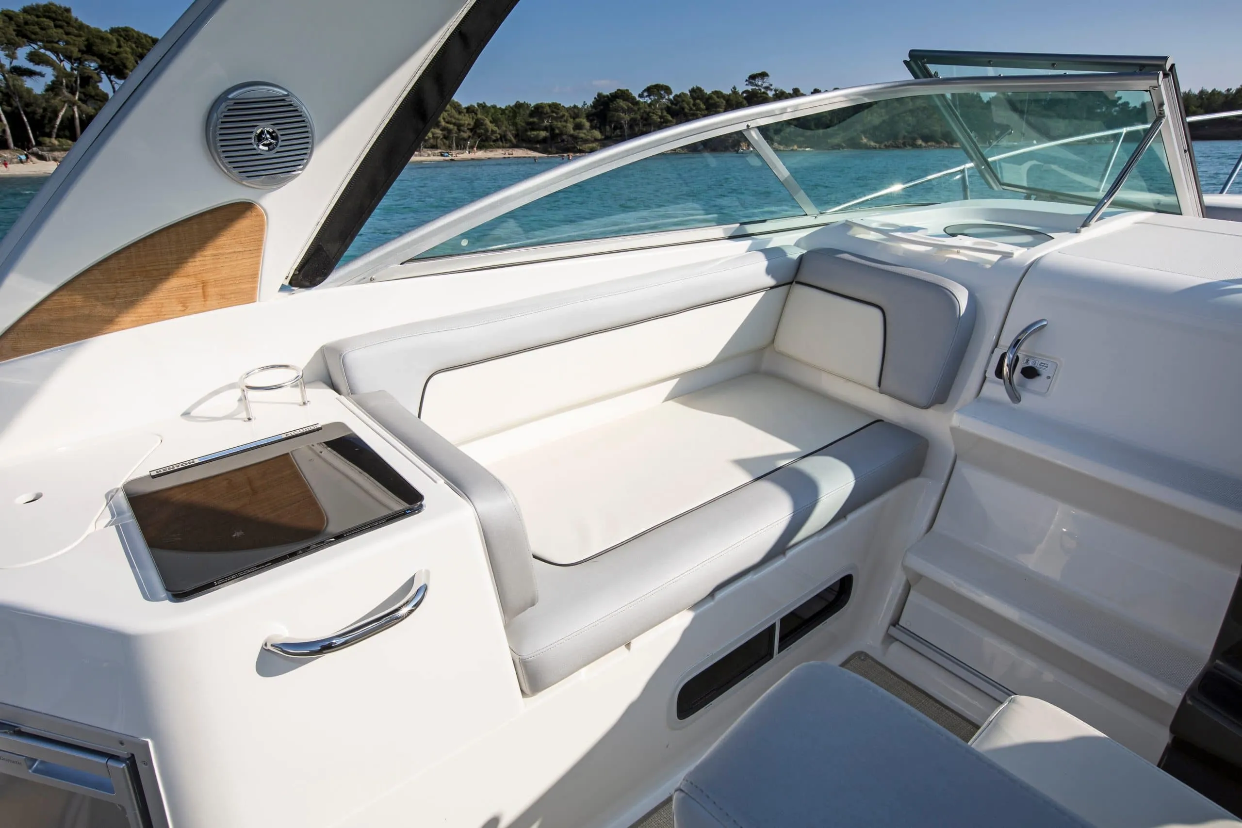 Bayliner Ciera 8