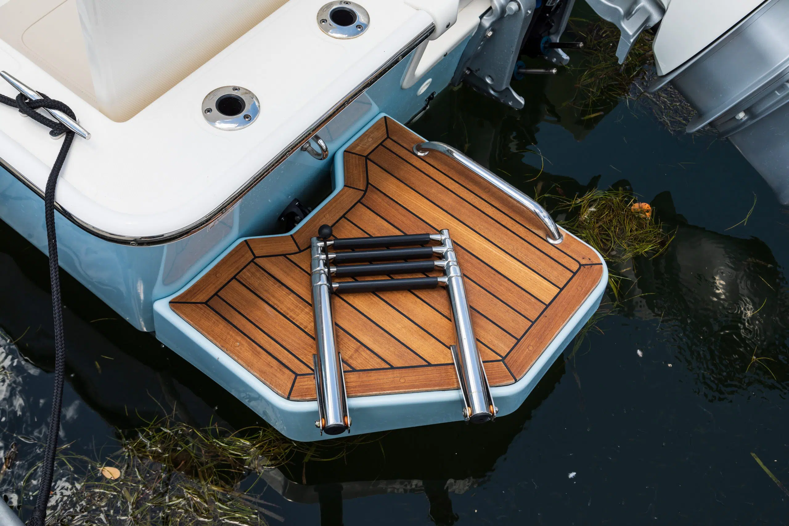 BOSTON WHALER 210 MONTAUK