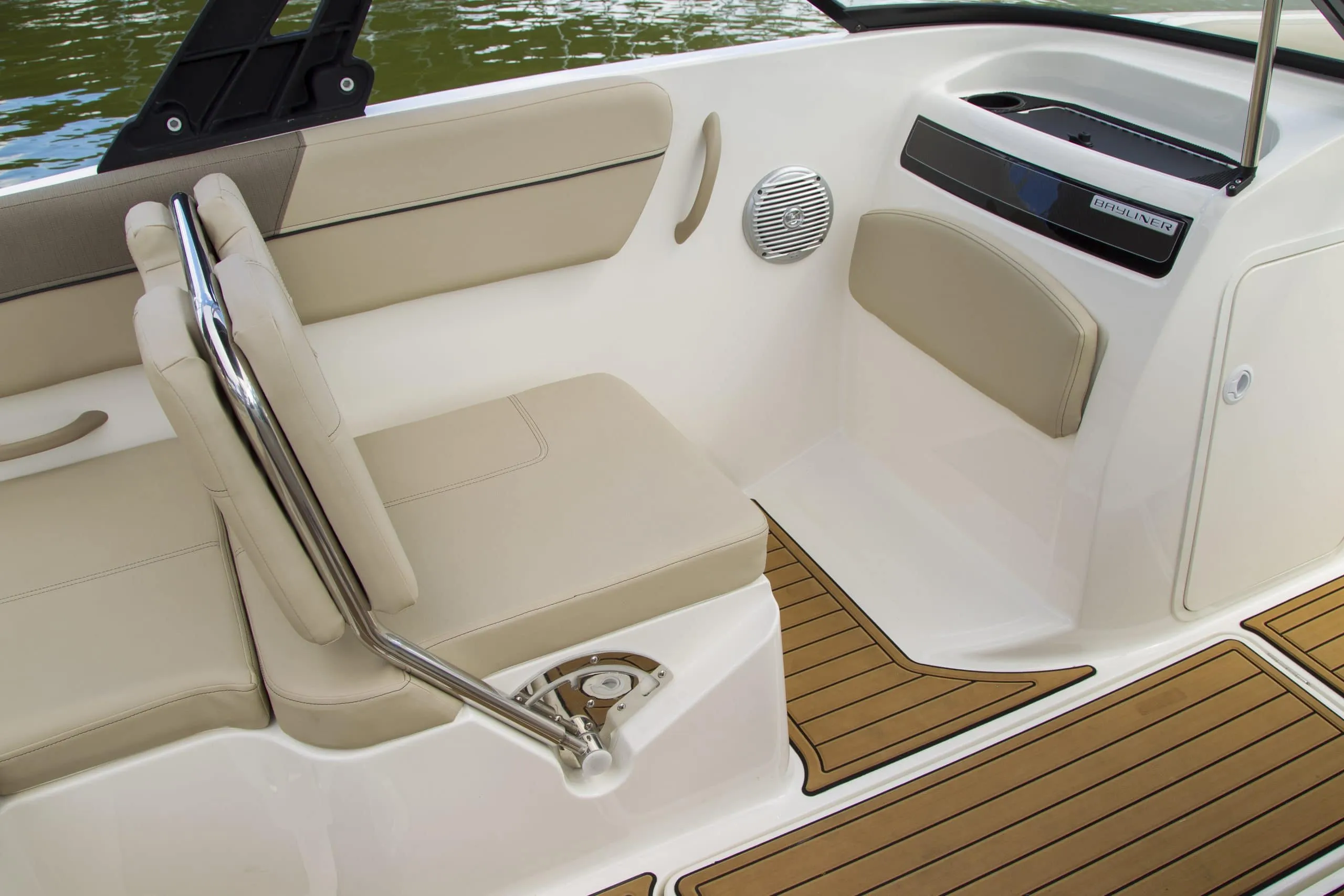 Bayliner VR5 Bowrider