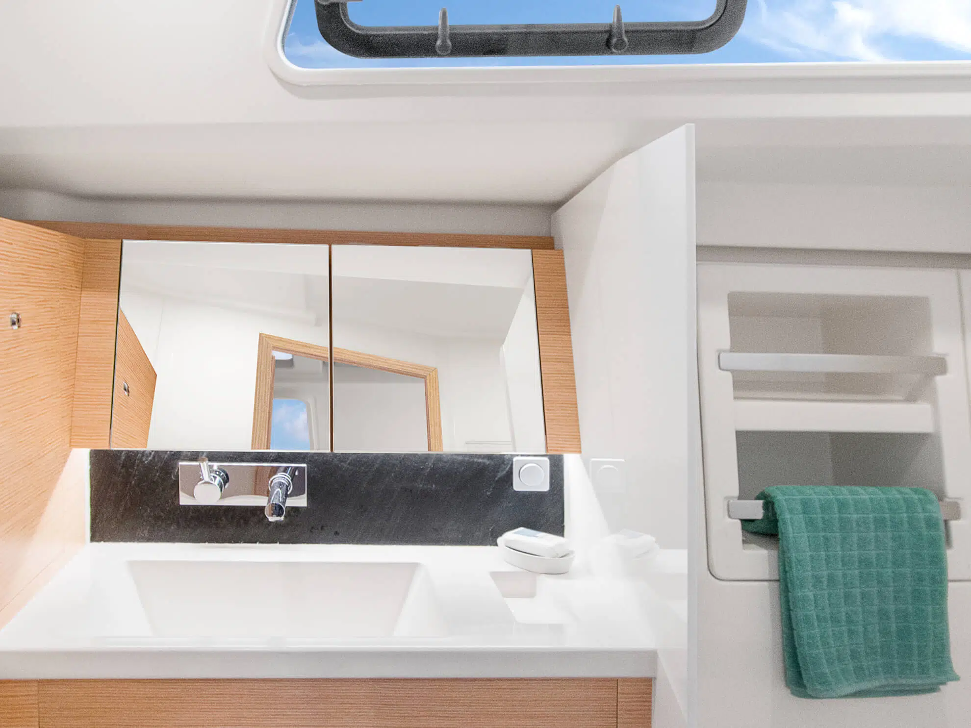 HANSE 418