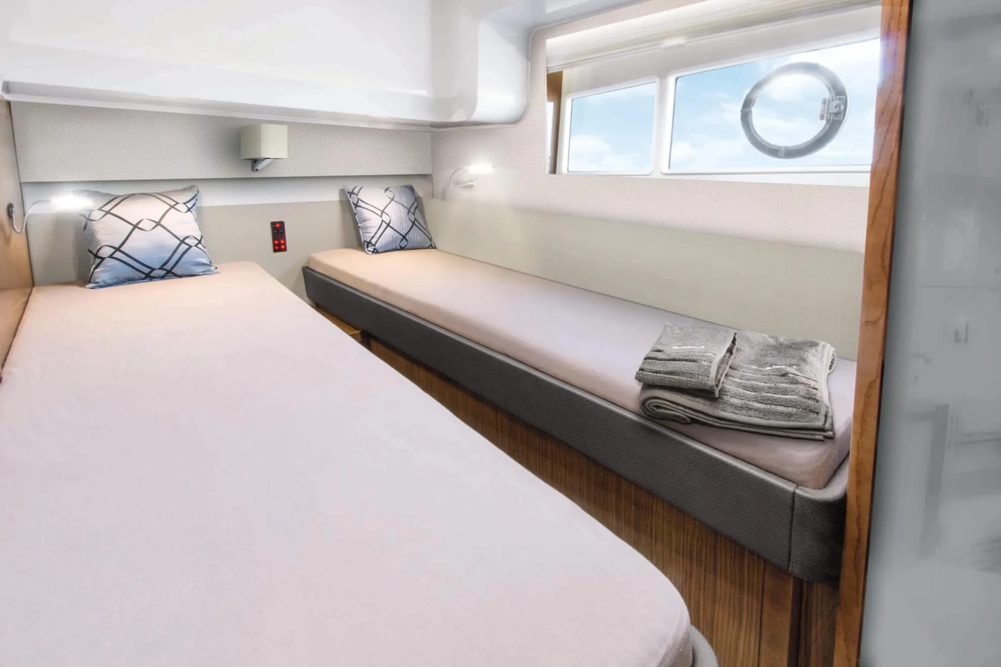 SEALINE F530
