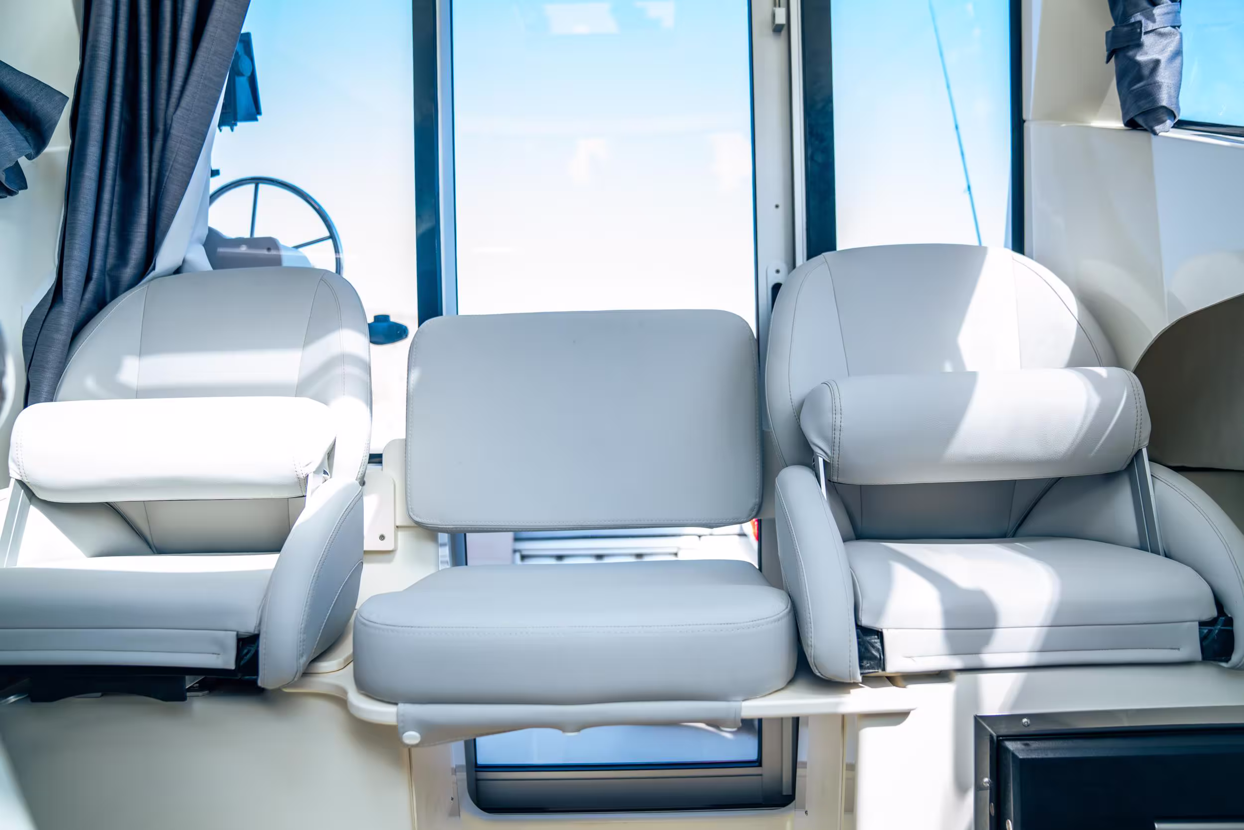 Quicksilver 625 Pilothouse
